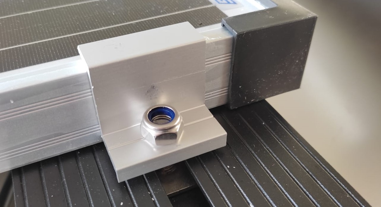 Ozroofracks | Gutter Roof Rack