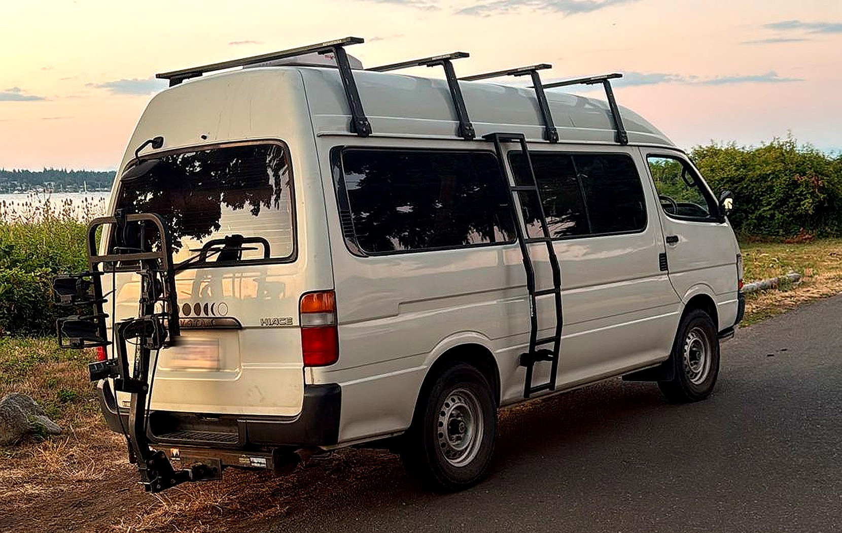 Ozroofracks | Roof Mount Bracket