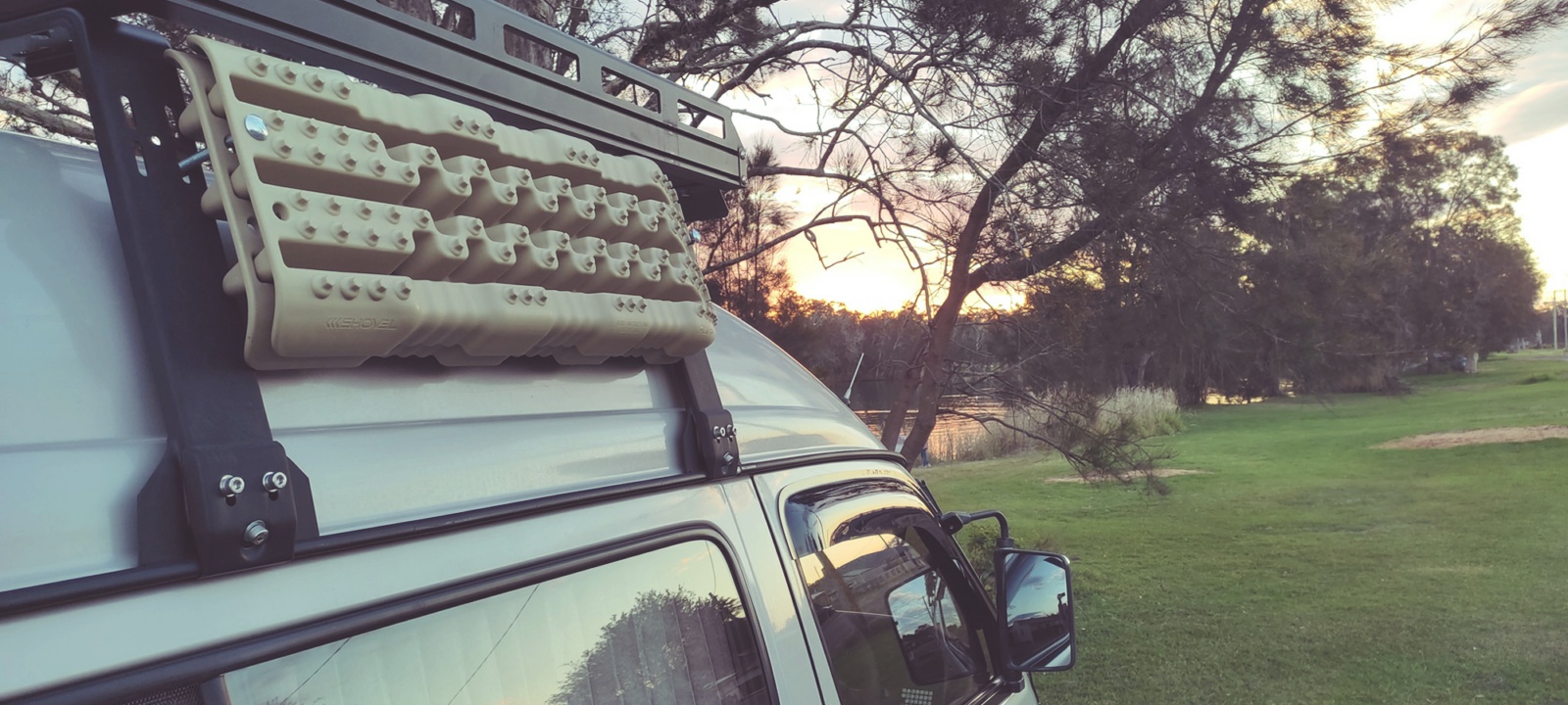 Ozroofracks | Roof Rack For Gutter Mount